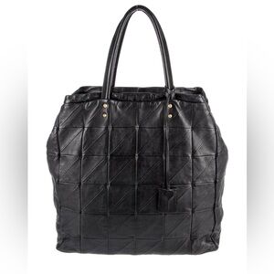 YVES SAINT LAURENT BLACK QUILTED LEATHER TOTE